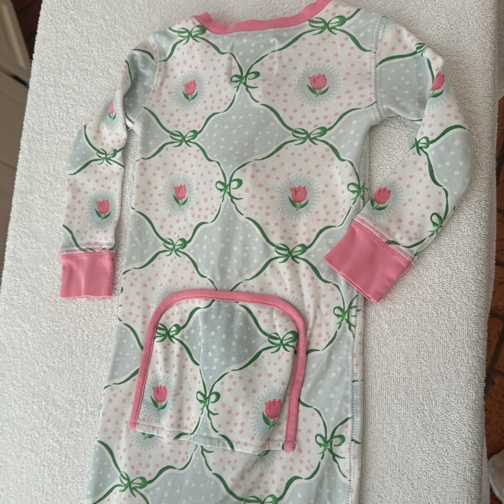The Beaufort Bonnet Company - Belle Meade Bow w/ Flowers - Size: 2T - Picture 4 of 4